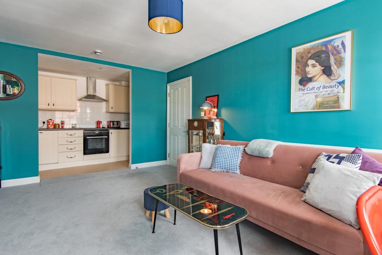 Blackhorse Loft - Spacious Apartment By The Sea Deal Exterior foto