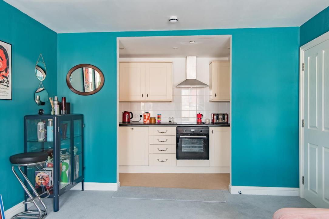Blackhorse Loft - Spacious Apartment By The Sea Deal Exterior foto