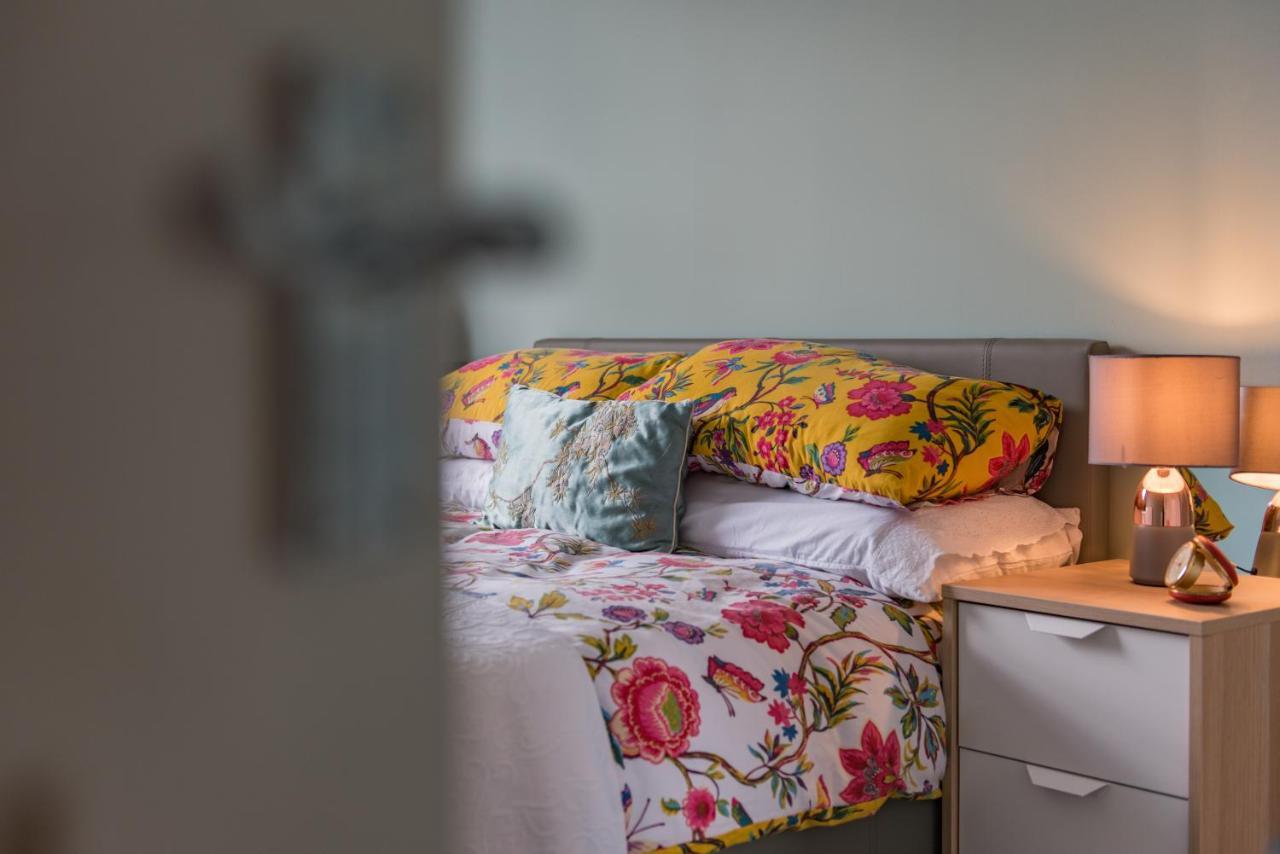 Blackhorse Loft - Spacious Apartment By The Sea Deal Exterior foto